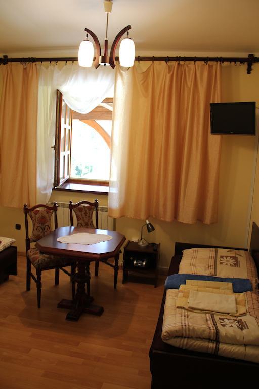 מלון קאלבאריה זברז'ידובסקה Dom Pielgrzyma מראה חיצוני תמונה